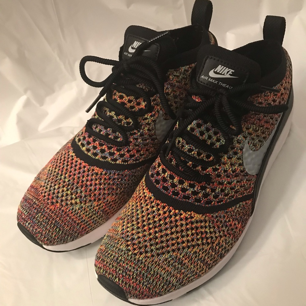 Women’s Nike Air Max THEA Ultra FlyNit Size 10